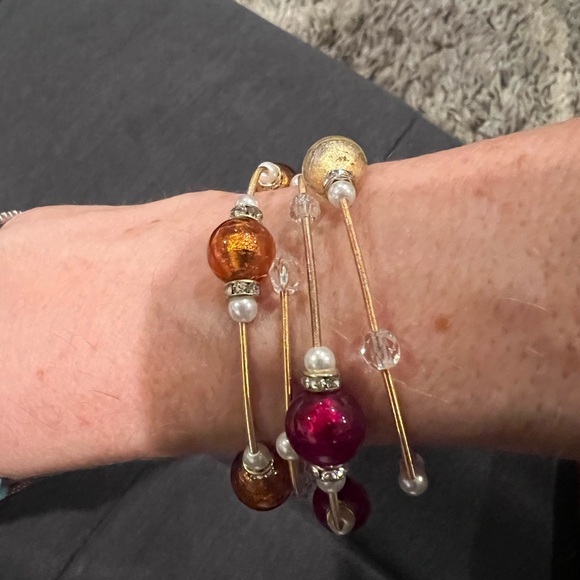 Red Envelope Muarno glass bead bracelet set. - Picture 7 of 7